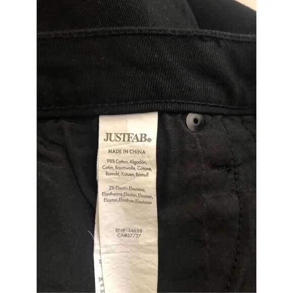 New JustFab Women's Denim Pants and Jeans NIGHT - Night Scout Lace-Hem Crop Skin - Picture 10 of 11